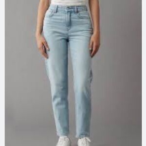 American Eagle Outfitters Curvy Mom Jean Light Wash Ankle Straight 16 Short EUC